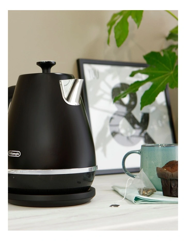 Wholesale π Delonghi Distinta Moments Kettle Black KBin2001BK π - Image 3